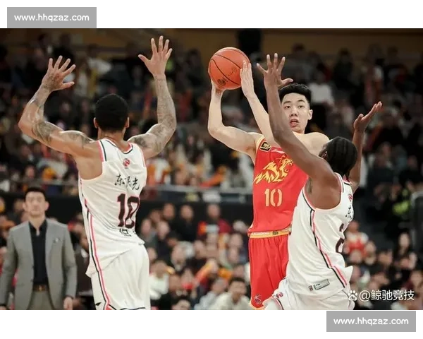 CBA焦点战山东男篮迎战浙江强队赛季走向关键一役攻防博弈胜负悬念 CBA焦点战山东男篮迎战浙江强队赛季走向关键一役攻防博弈胜负悬念